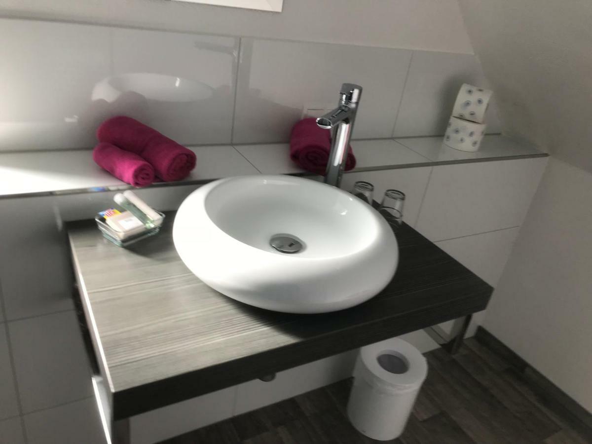 Winzer Lounge Gastezimmer 데르나우 외부 사진